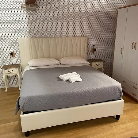 Cavour 63 شقة فندقية 3*