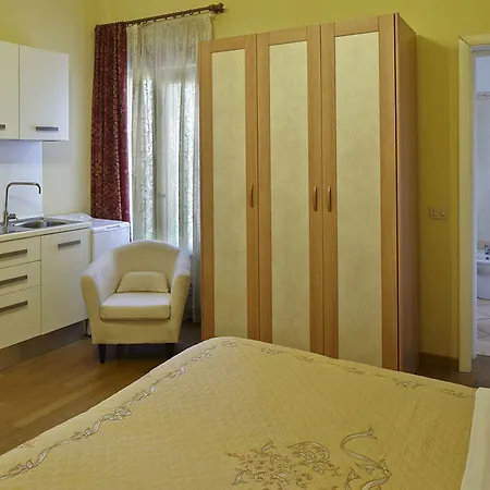 Cavour 63 شقة فندقية