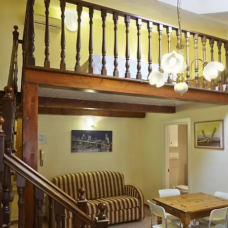 Cavour 63 Равенна