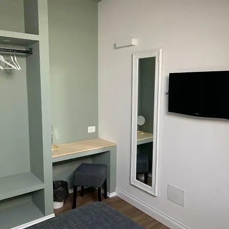 Cavour 63 3* رافيننا