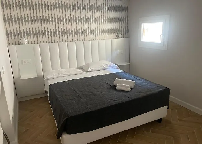 شقة فندقية Cavour 63 3*