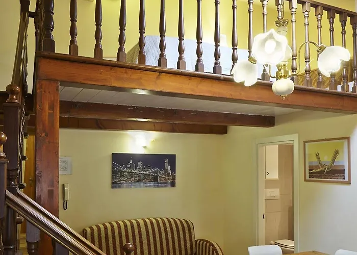 Cavour 63 رافيننا