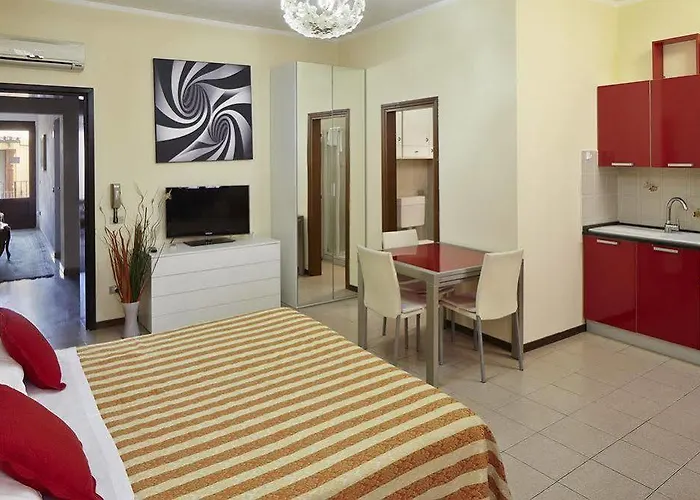 Cavour 63 رافيننا