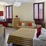 Cavour 63 Aparthotel Ravenna