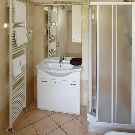 Cavour 63 Apart-hotel 3*