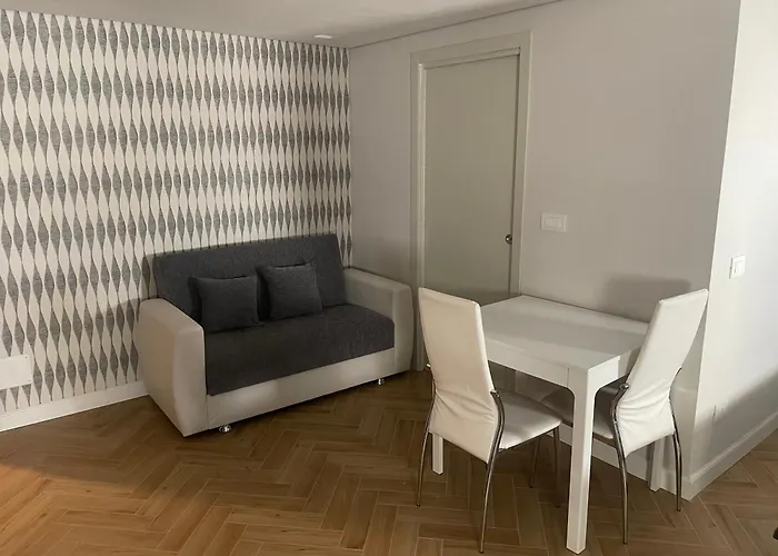 Cavour 63 Apart-hotel