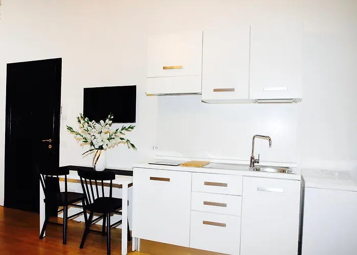 Cavour 63 Apartmanhotel 3*